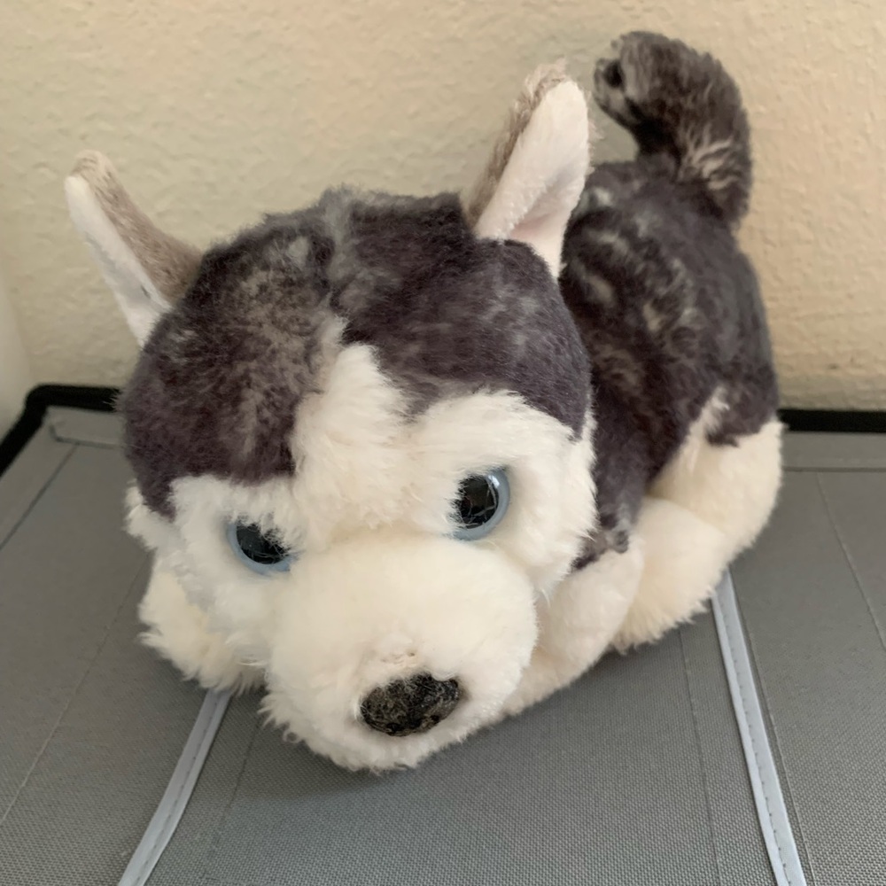Aurora World Miyoni tots Siberian husky puppy plush. Read